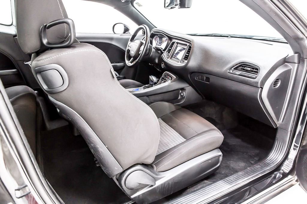 Used 2022 Dodge Challenger GT image 30