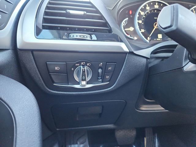 Used 2019 BMW X3 xDrive30i w/ Driving Assistance Package image 28