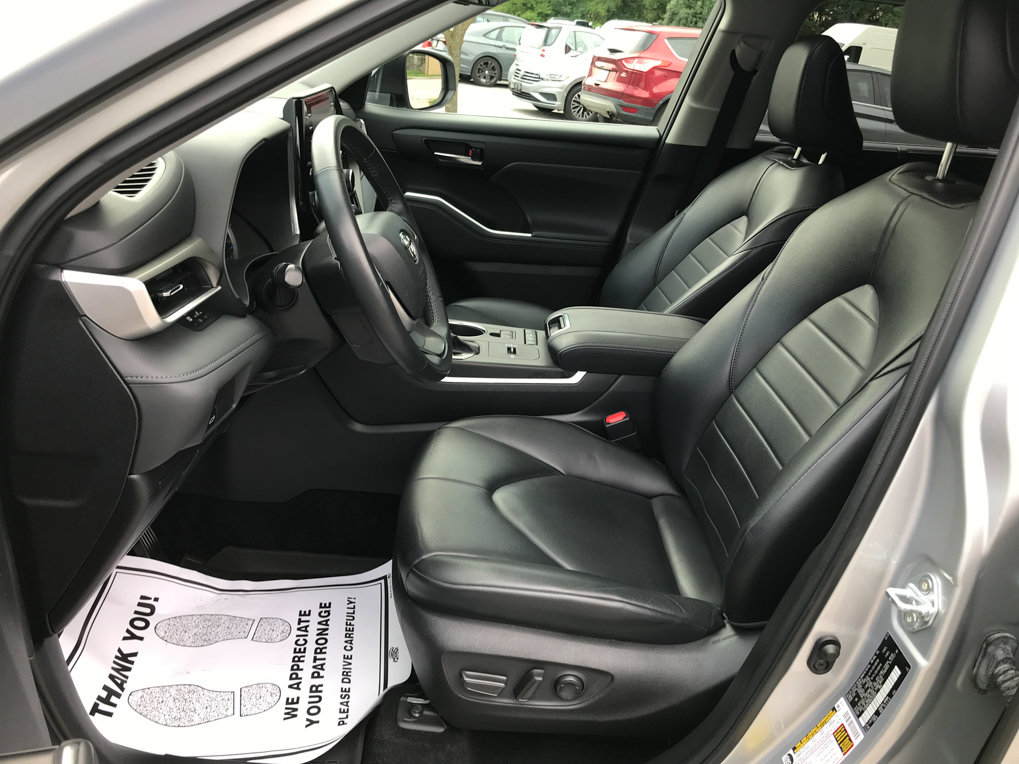 Certified 2022 Toyota Highlander XLE AWD/4WD image 26