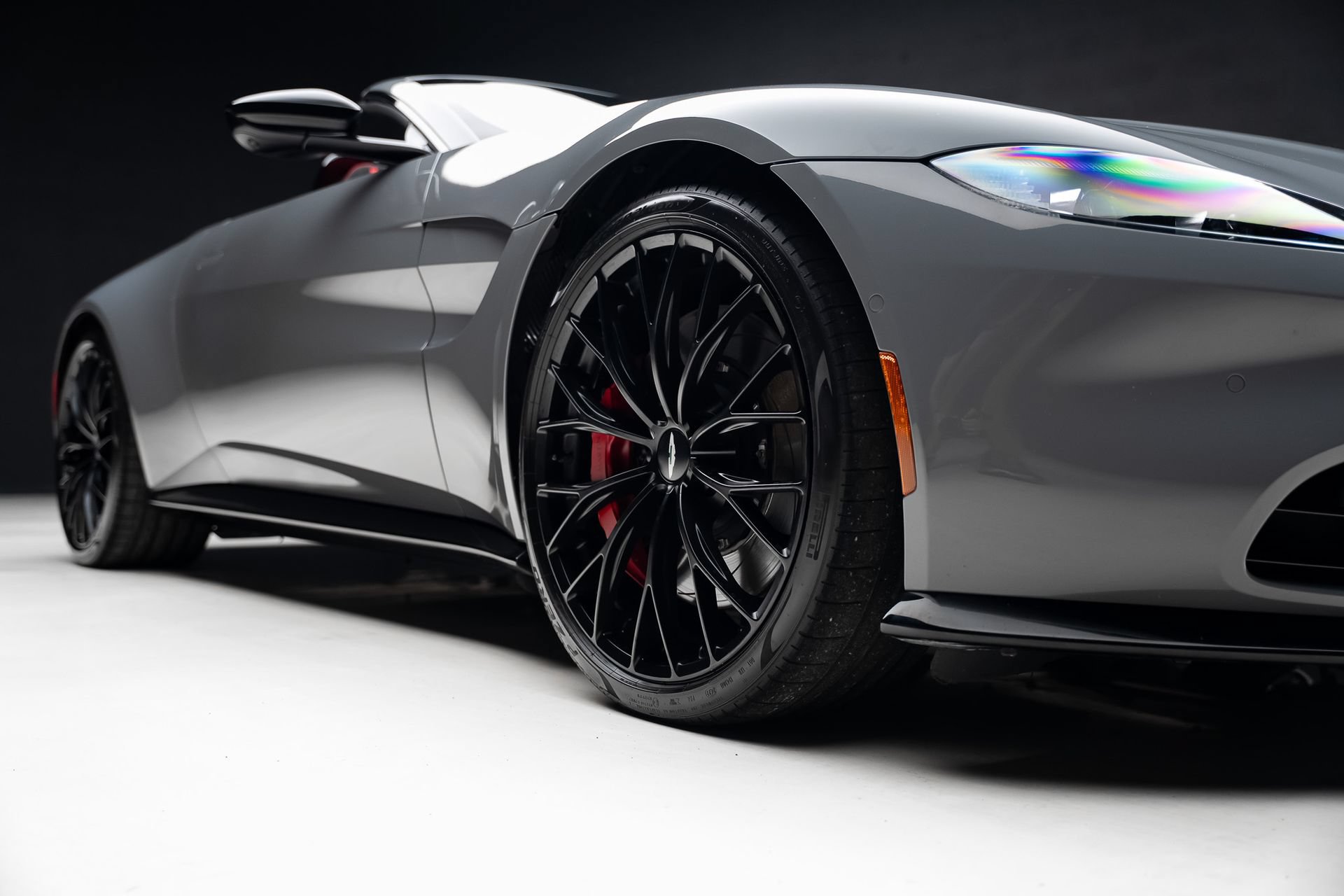 Used 2023 Aston Martin V8 Vantage Roadster RWD image 73