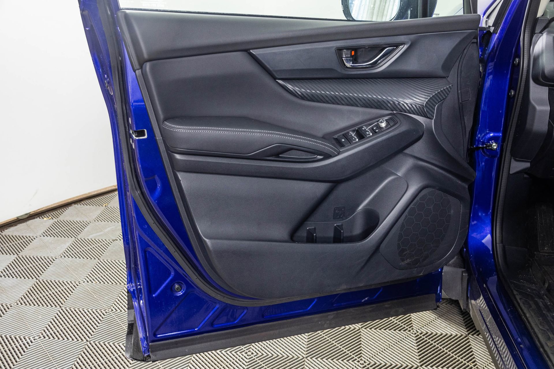 Used 2026 Subaru Ascent Premium image 35