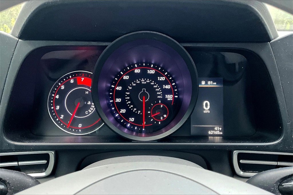 Used 2023 Hyundai Elantra SEL image 20