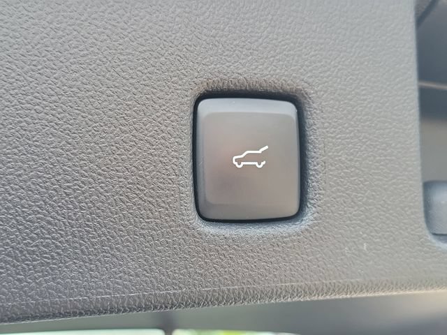 Certified 2024 Ford Escape Active AWD/4WD image 9