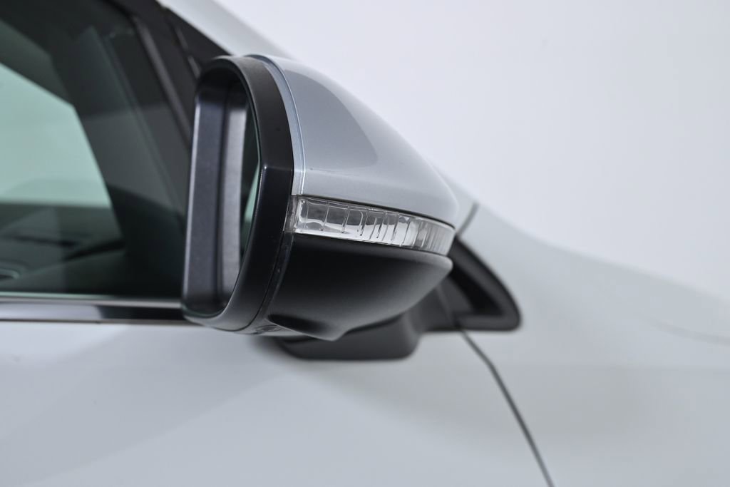 Used 2019 Volkswagen Golf Alltrack SE image 12