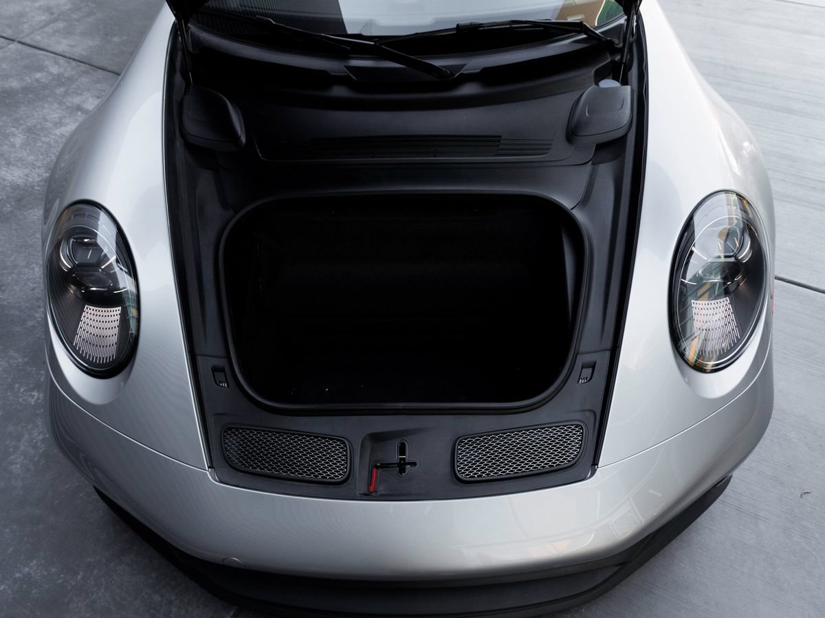 Certified 2024 Porsche 911 GT3 RWD image 40