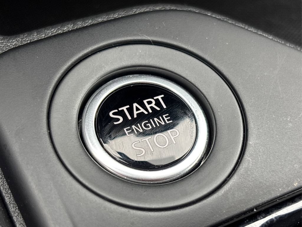 Used 2025 Nissan Sentra S image 28