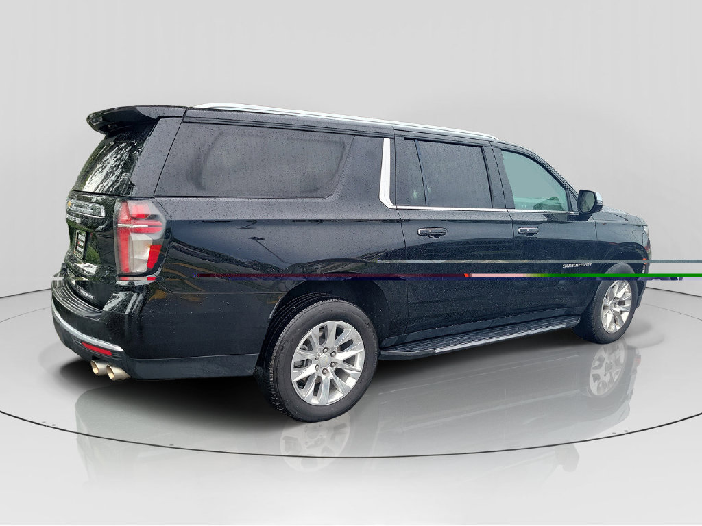 Used 2024 Chevrolet Suburban Premier AWD/4WD image 7