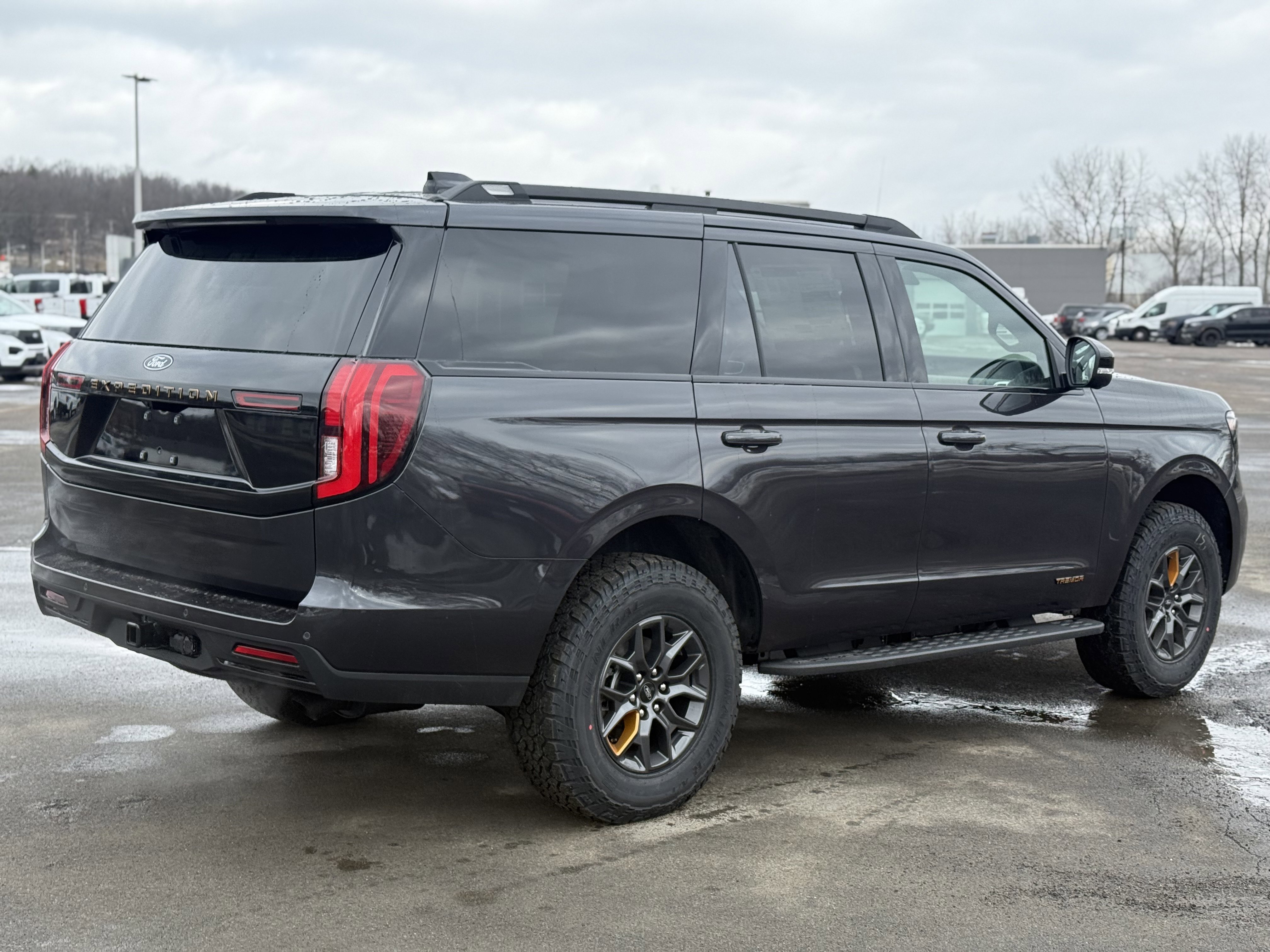 New 2026 Ford Expedition Tremor image 2