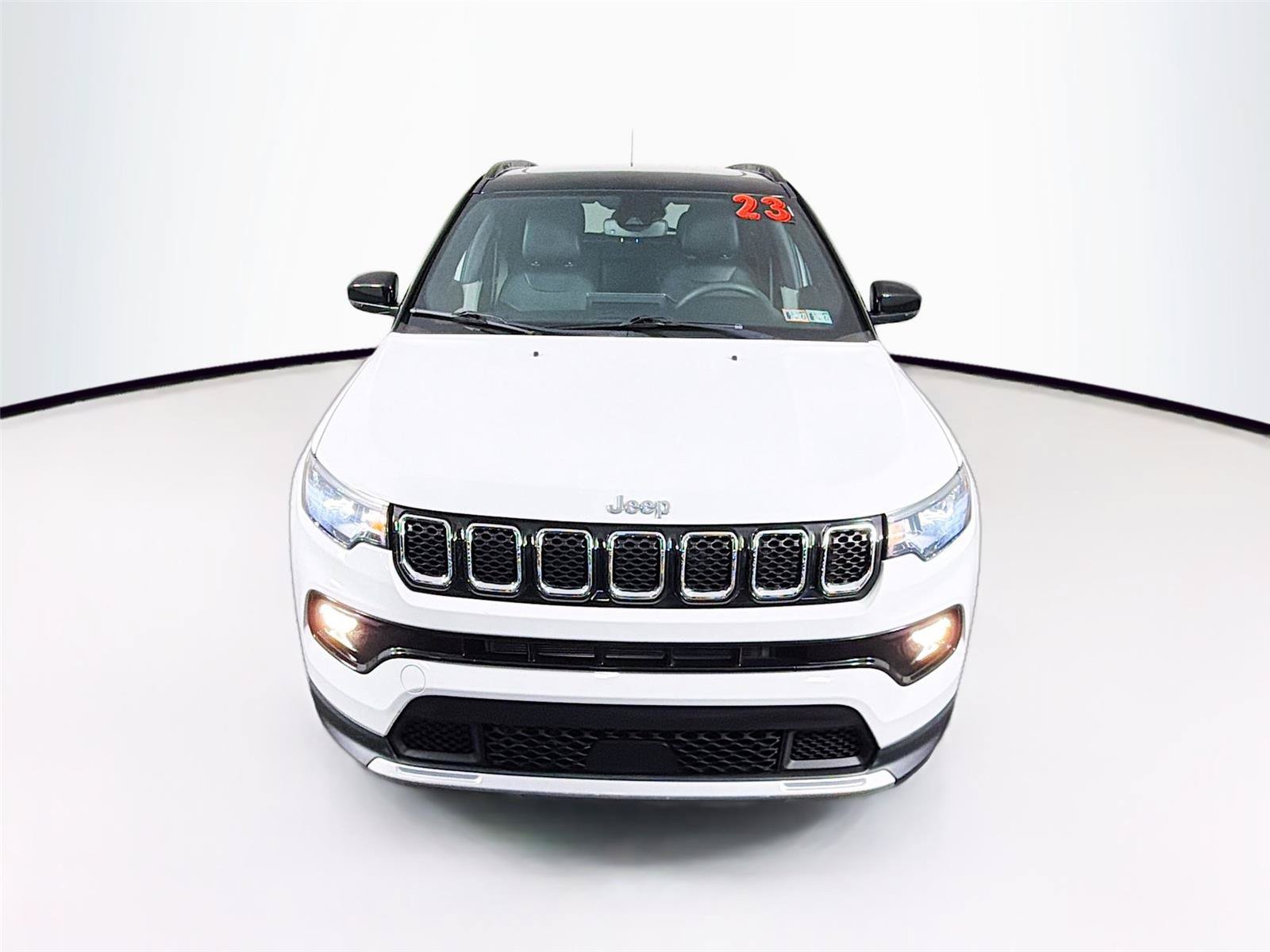 Used 2023 Jeep Compass Limited w/ Sun and Sound Group AWD/4WD image 13