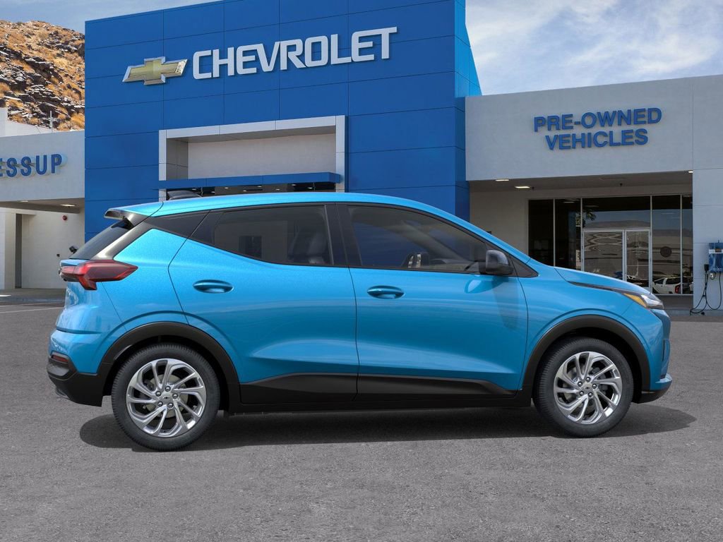 New 2027 Chevrolet Bolt LT image 5