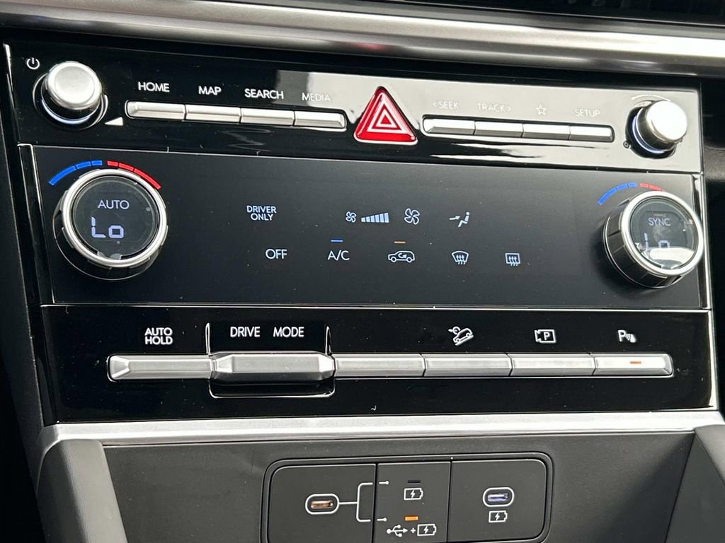 New 2026 Hyundai Santa Fe SE image 30