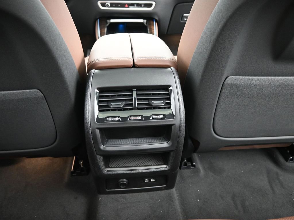 New 2026 BMW X5 xDrive50e AWD/4WD image 38