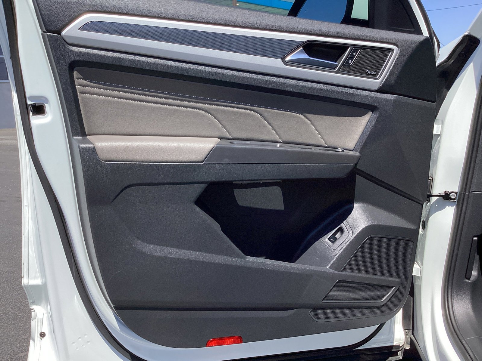 Used 2023 Volkswagen Atlas SEL Premium image 36