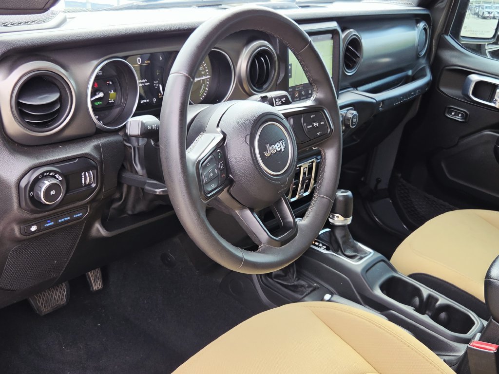 Used 2023 Jeep Wrangler Unlimited w/ 8.4" Radio Group AWD/4WD image 17