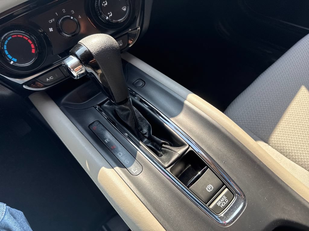 Certified 2022 Honda HR-V LX image 29