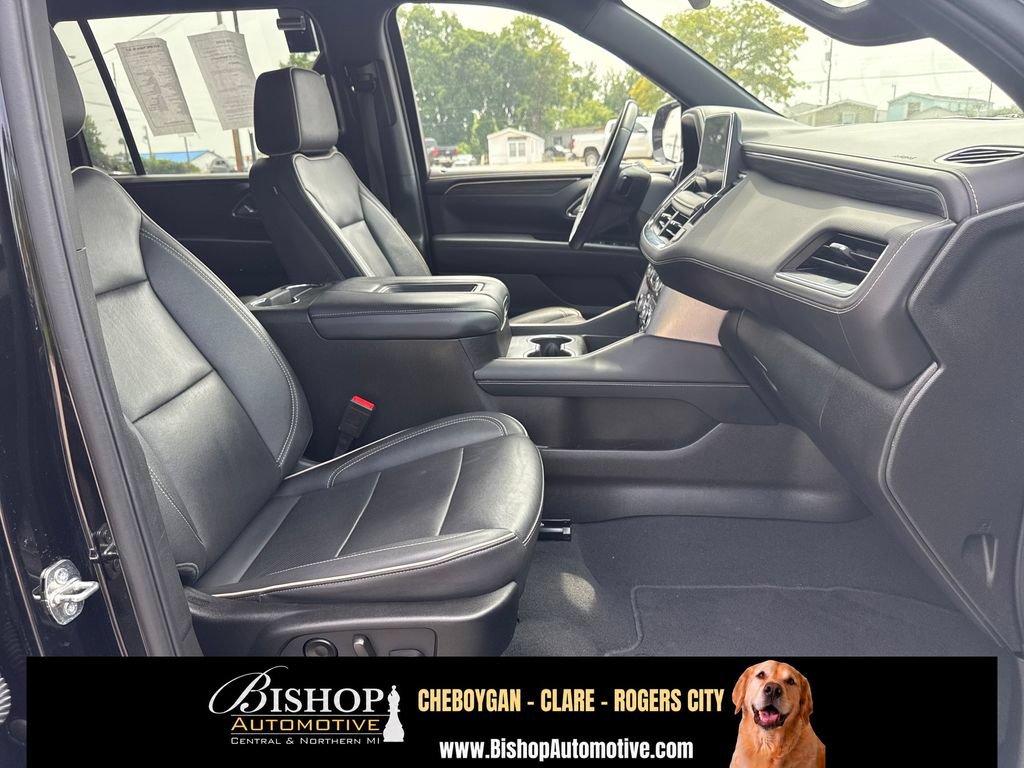 Used 2024 GMC Yukon XL SLT AWD/4WD image 22