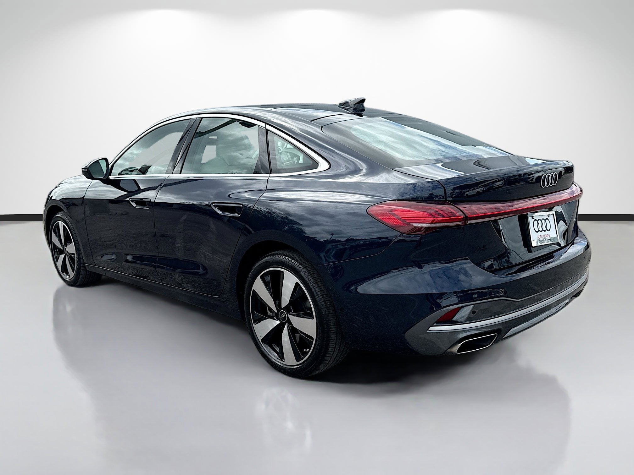 Certified 2025 Audi A5 2.0T Premium Plus image 5