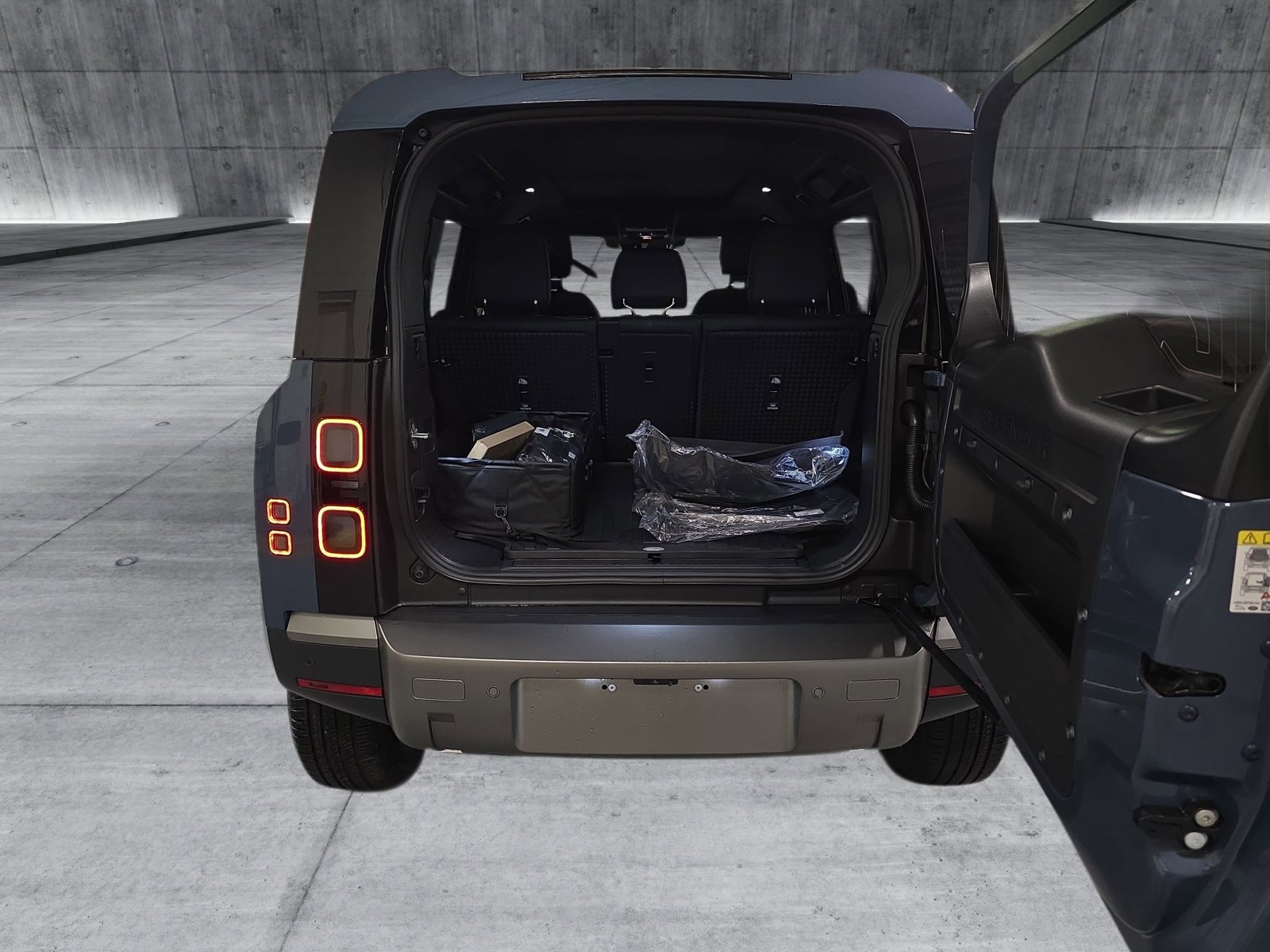 New 2026 Land Rover Defender 110 S AWD/4WD image 12