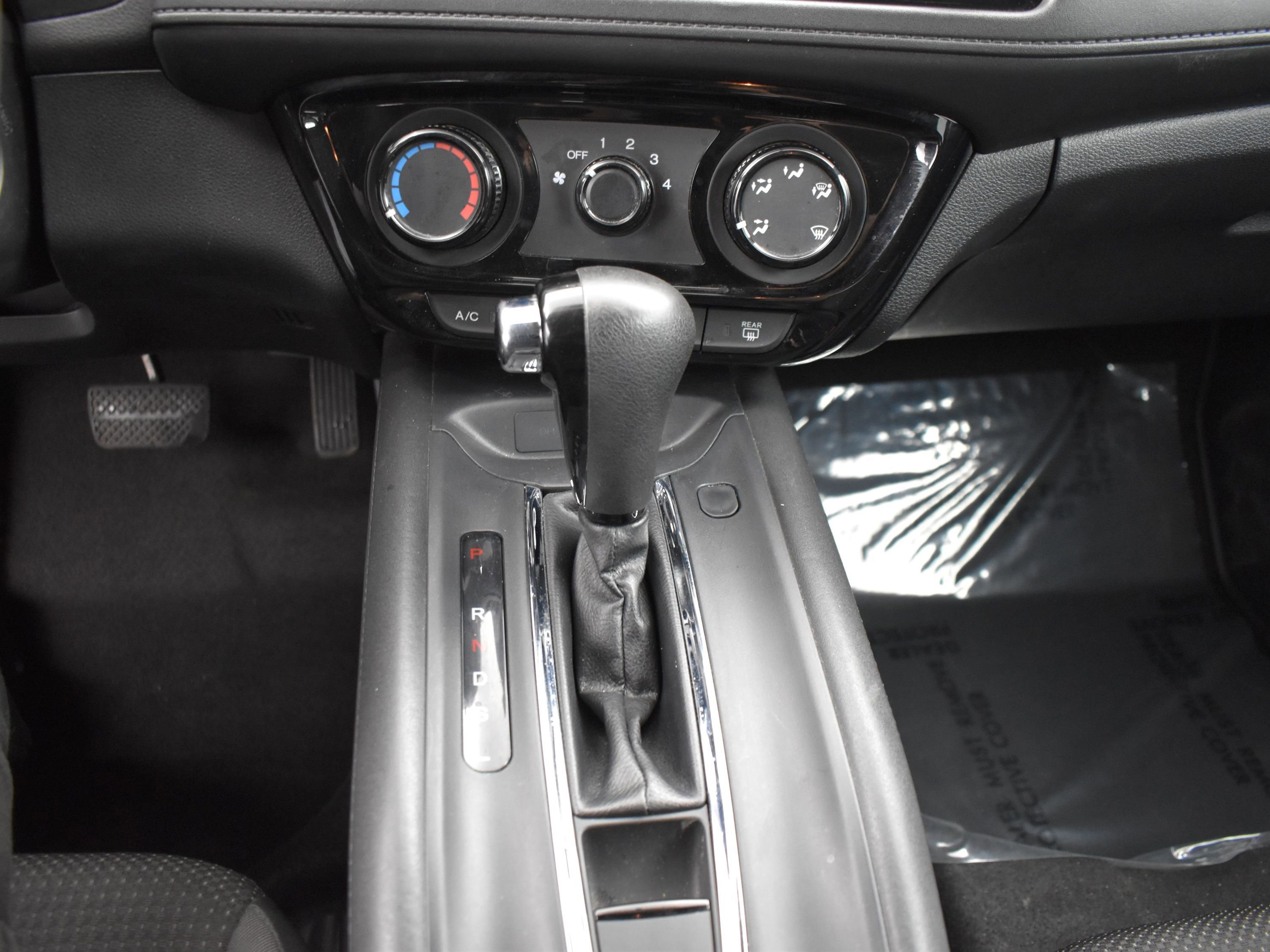 Used 2020 Honda HR-V LX image 8