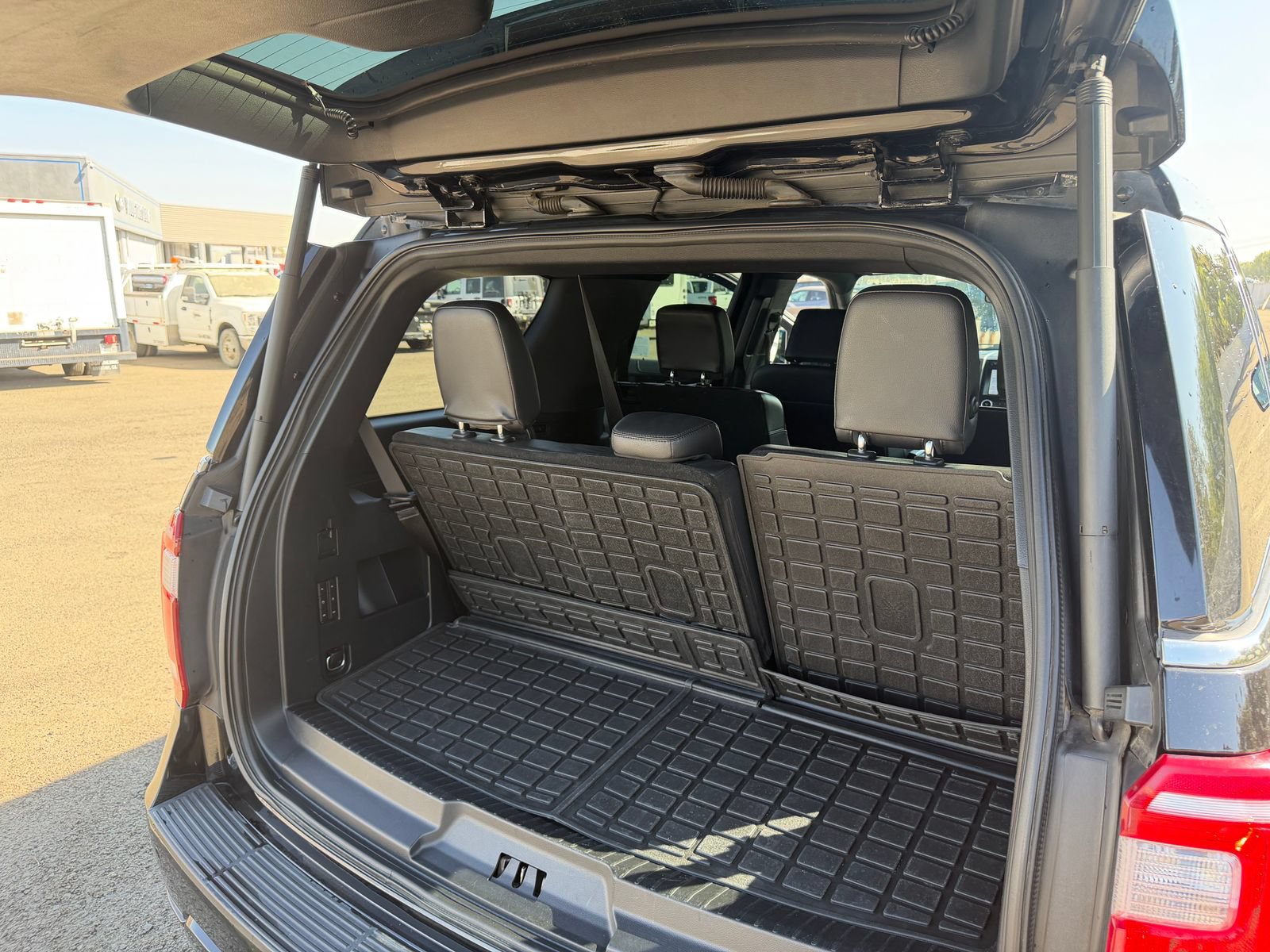 Used 2021 Ford Expedition XLT AWD/4WD image 11
