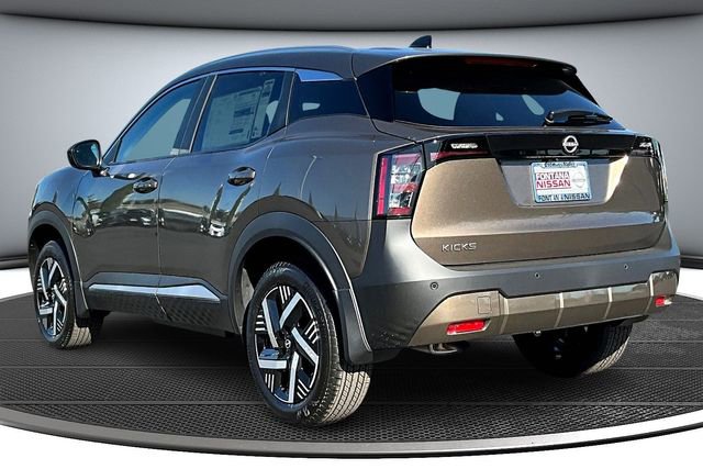 New 2026 Nissan Kicks SV FWD image 3