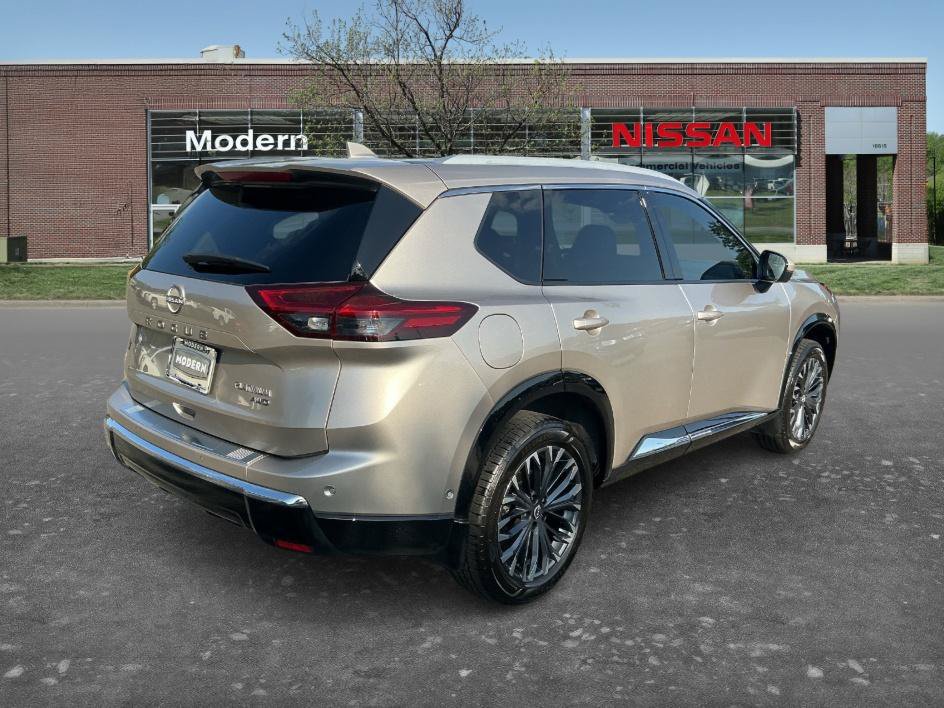 Certified 2025 Nissan Rogue Platinum AWD/4WD image 4