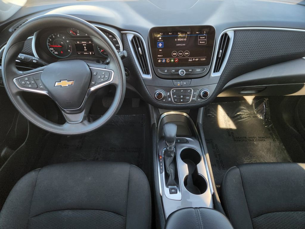Used 2023 Chevrolet Malibu LT image 25