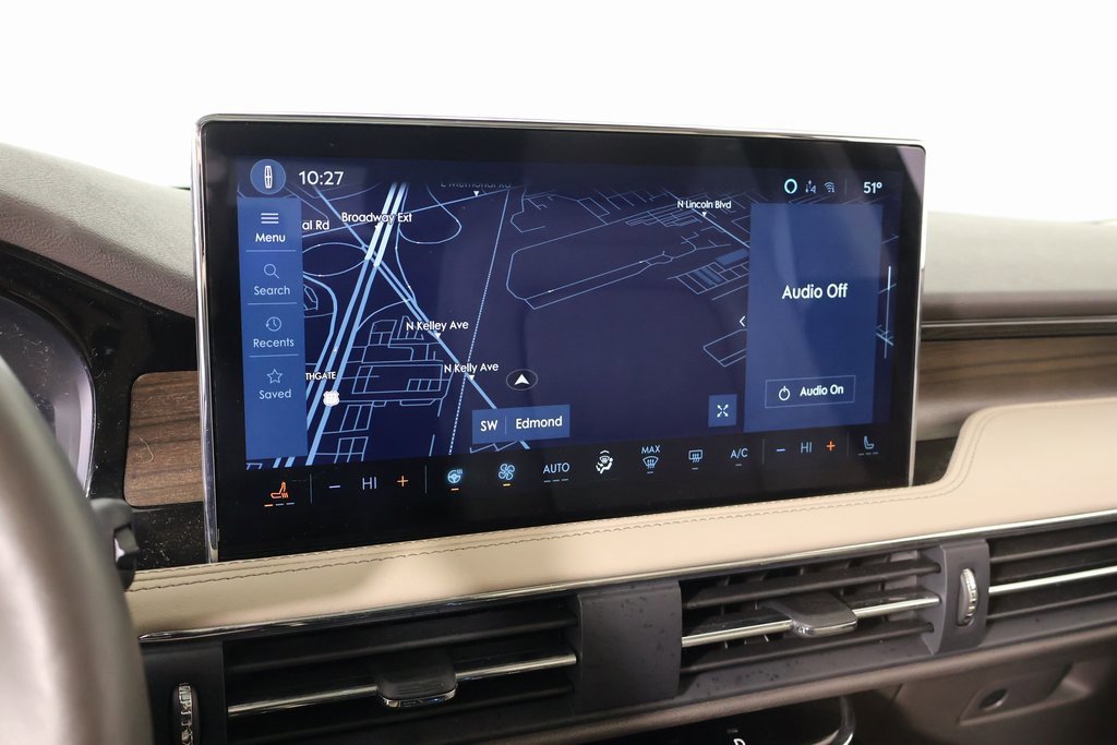 Used 2024 Lincoln Corsair Reserve w/ Equipment Group 201A image 7