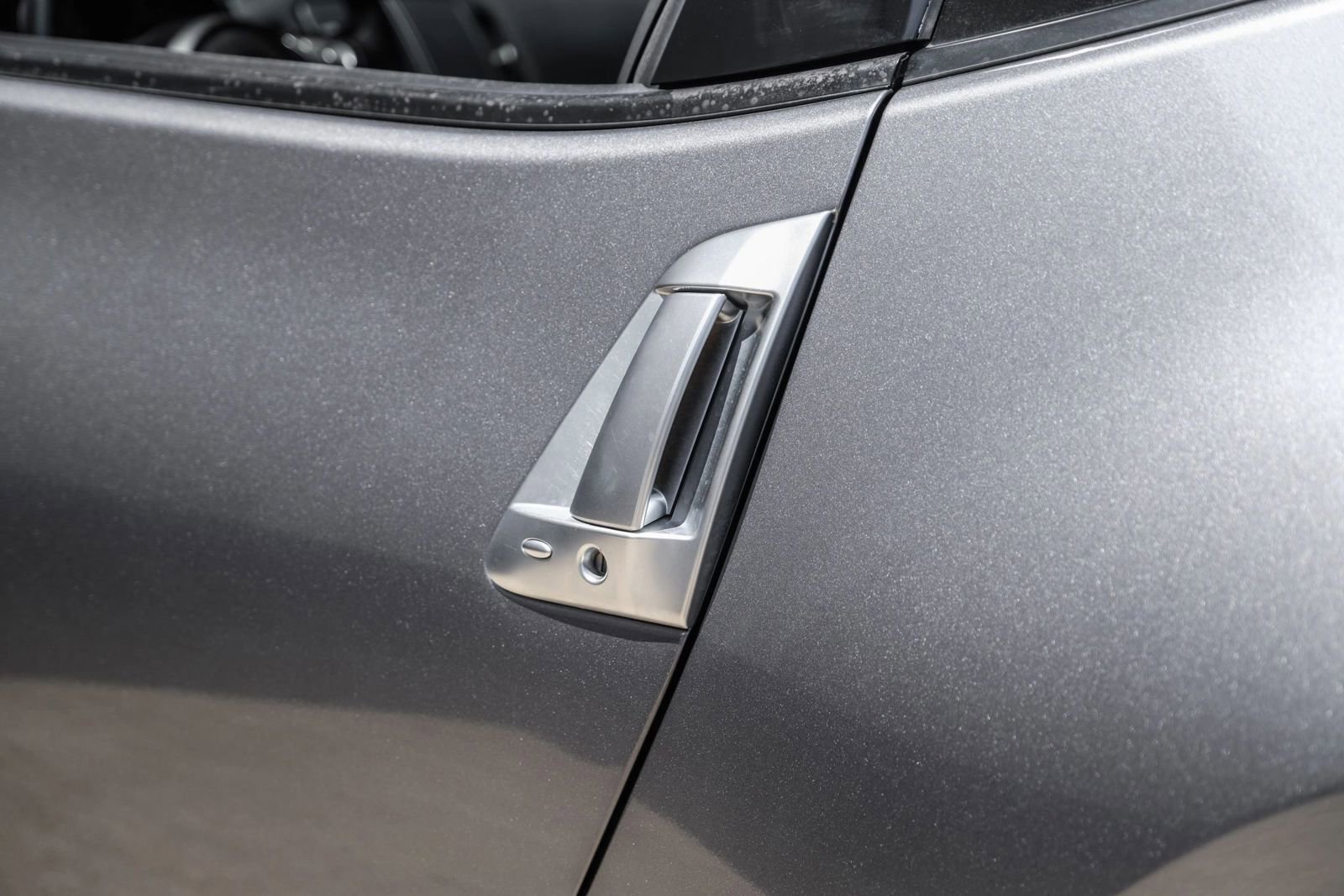 Used 2016 Nissan 370Z Coupe RWD image 33