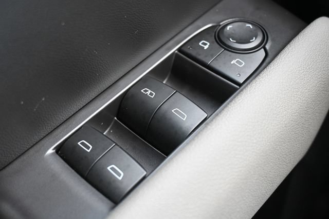 Used 2025 Chevrolet Colorado ZR2 w/ Technology Package AWD/4WD image 40