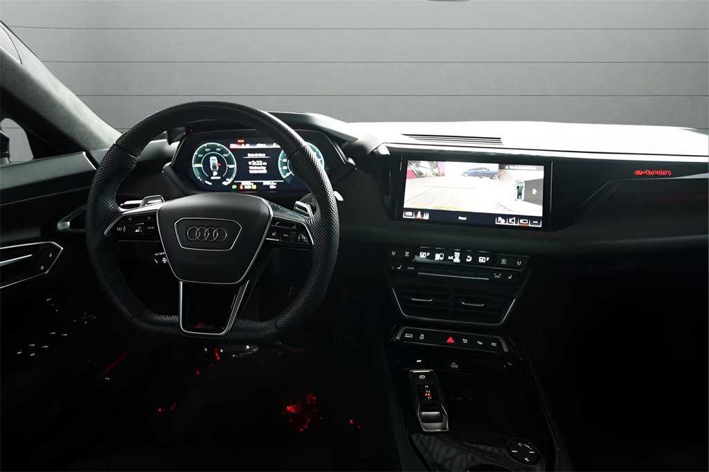 Used 2024 Audi RS e-tron GT image 38