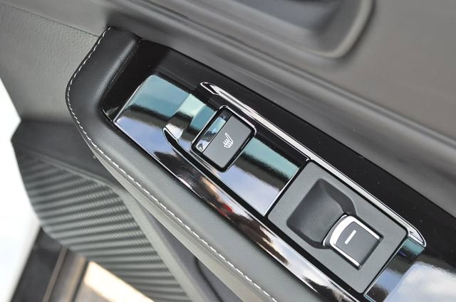 Used 2023 Honda Accord Touring image 29