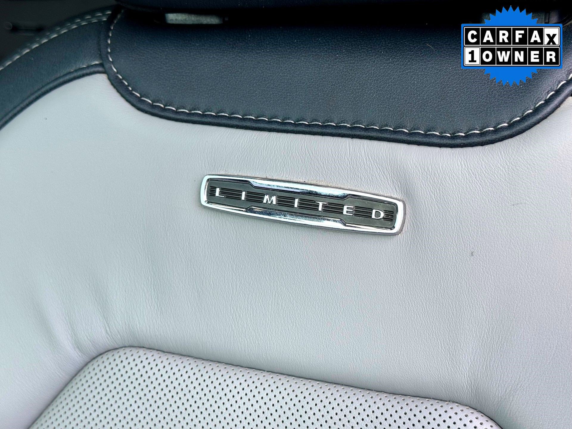 Used 2022 Ford F450 Limited w/ FX4 Off-Road Package image 14