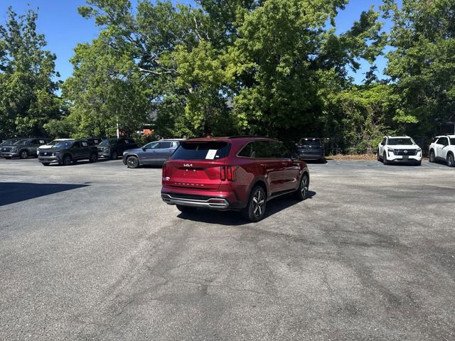 Used 2022 Kia Sorento S w/ Panoramic Sunroof Package FWD image 5
