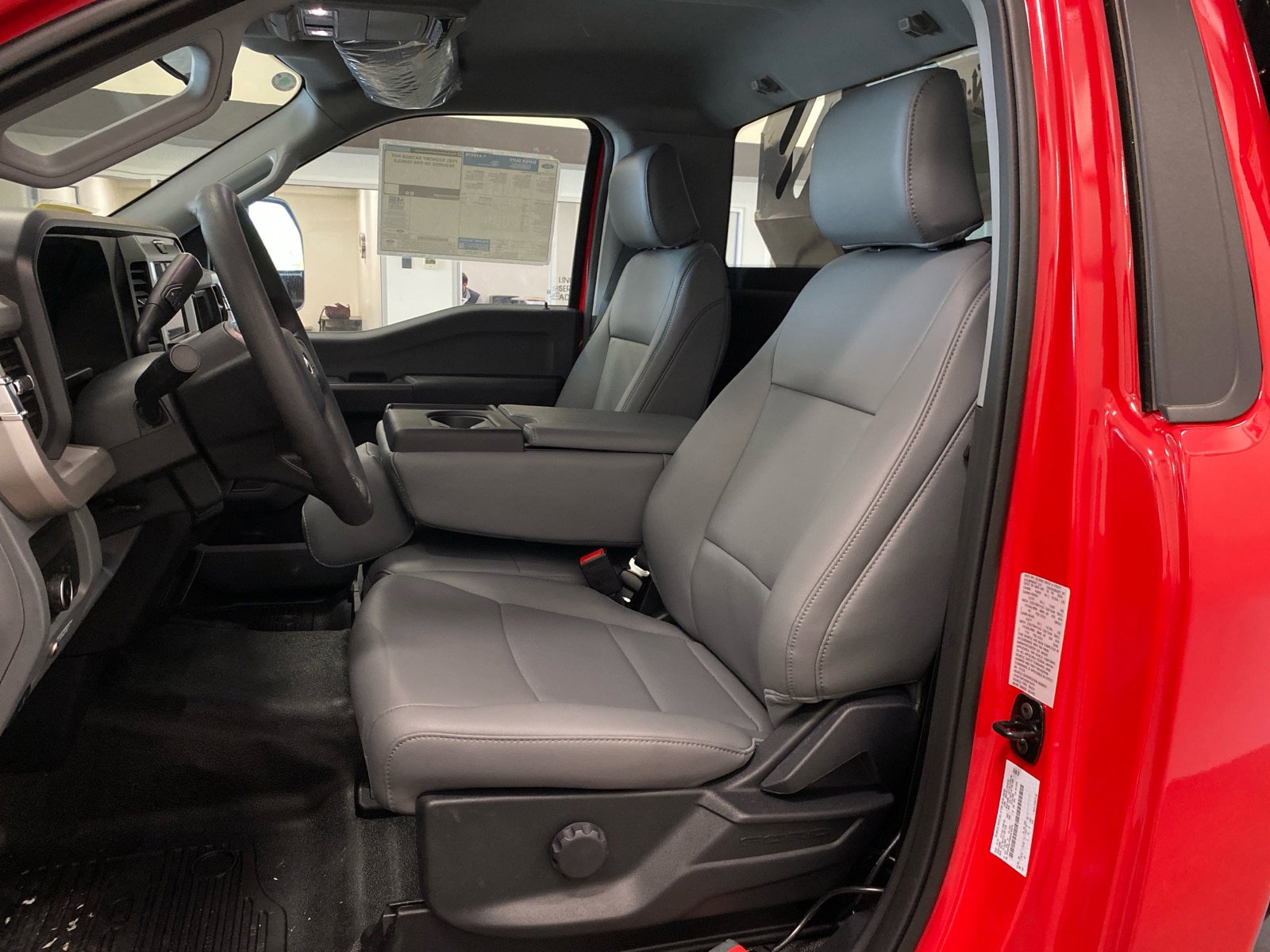 New 2025 Ford F550 4x4 Regular Cab Super Duty image 12