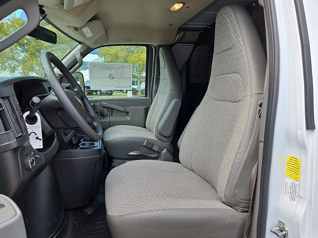 New 2026 Chevrolet Express 2500 w/ Driver Convenience Package RWD image 8
