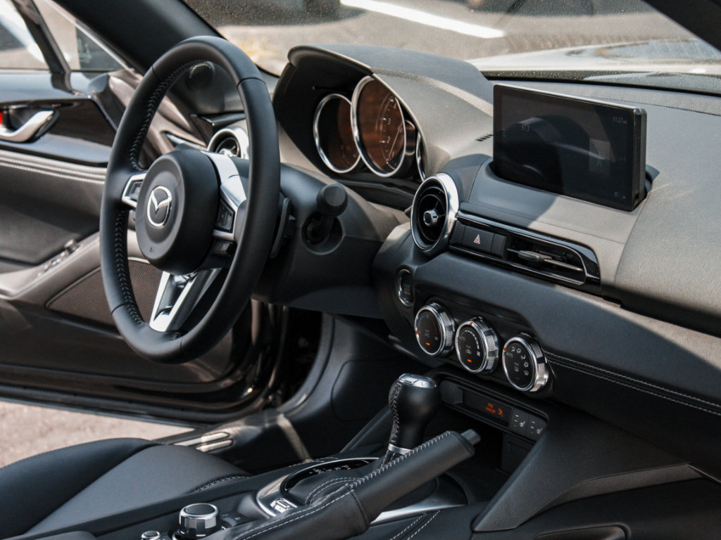 New 2025 MAZDA MX-5 Miata Grand Touring w/ Weather Package RWD image 27