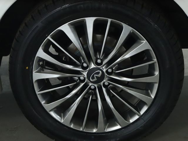 Used 2018 INFINITI QX80 2WD w/ Driver Assistance Package image 46