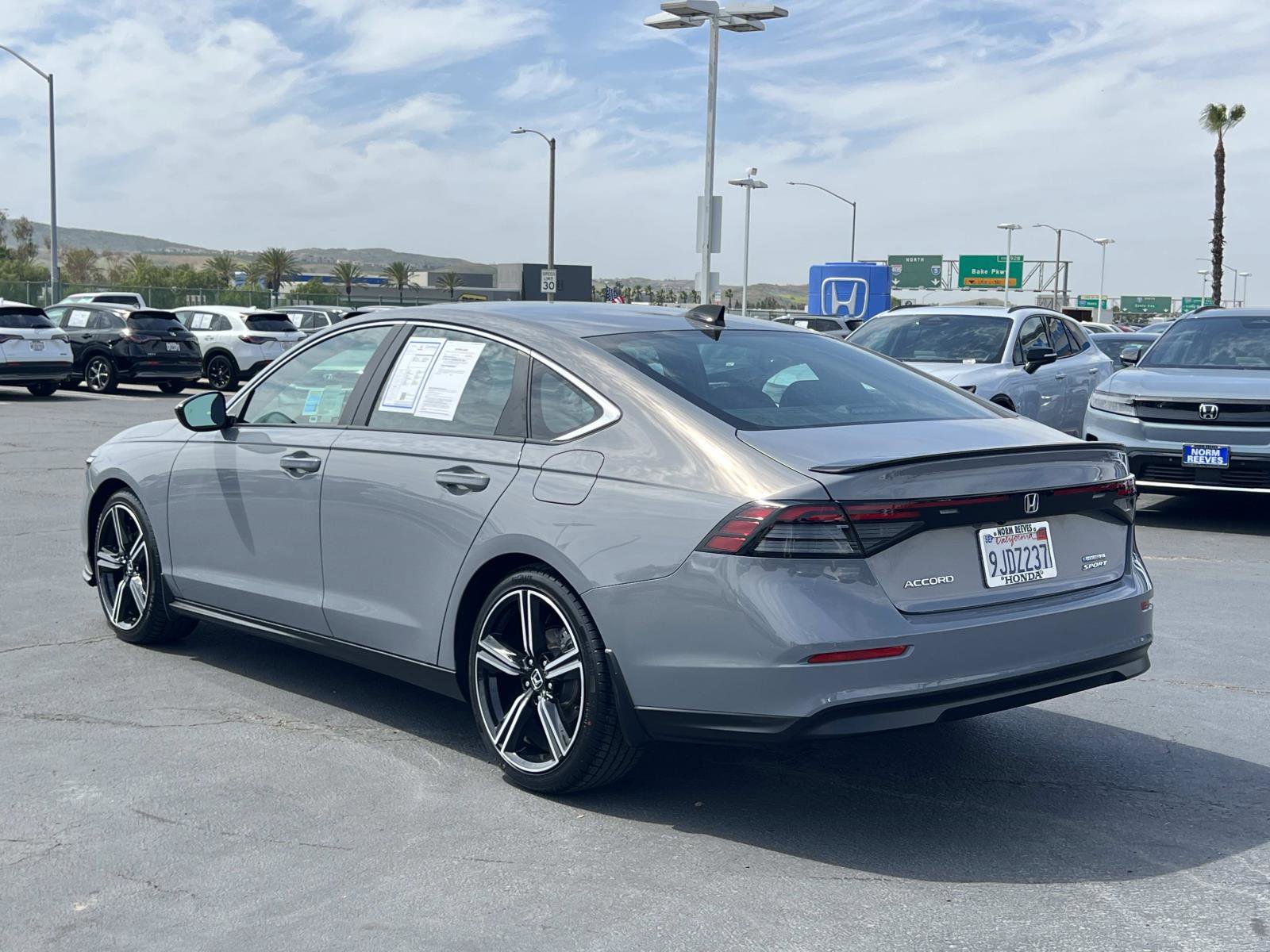 Used 2023 Honda Accord Sport image 3