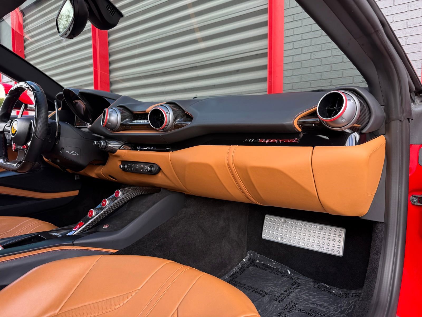 Used 2018 Ferrari 812 Superfast image 28