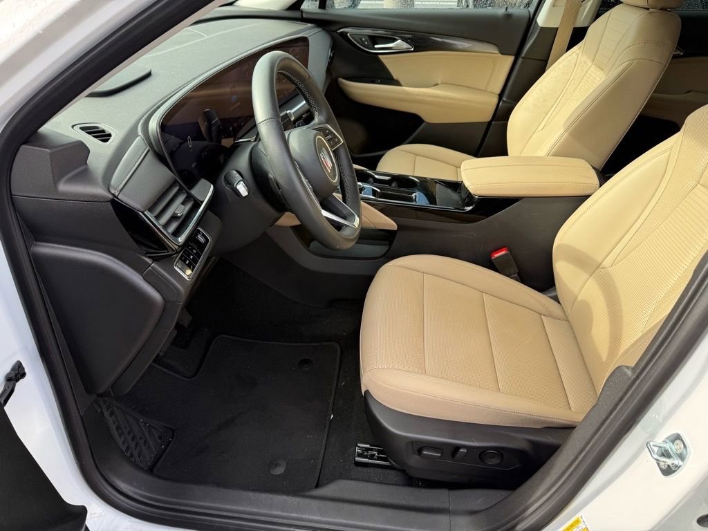 Used 2025 Buick Envision Preferred image 12