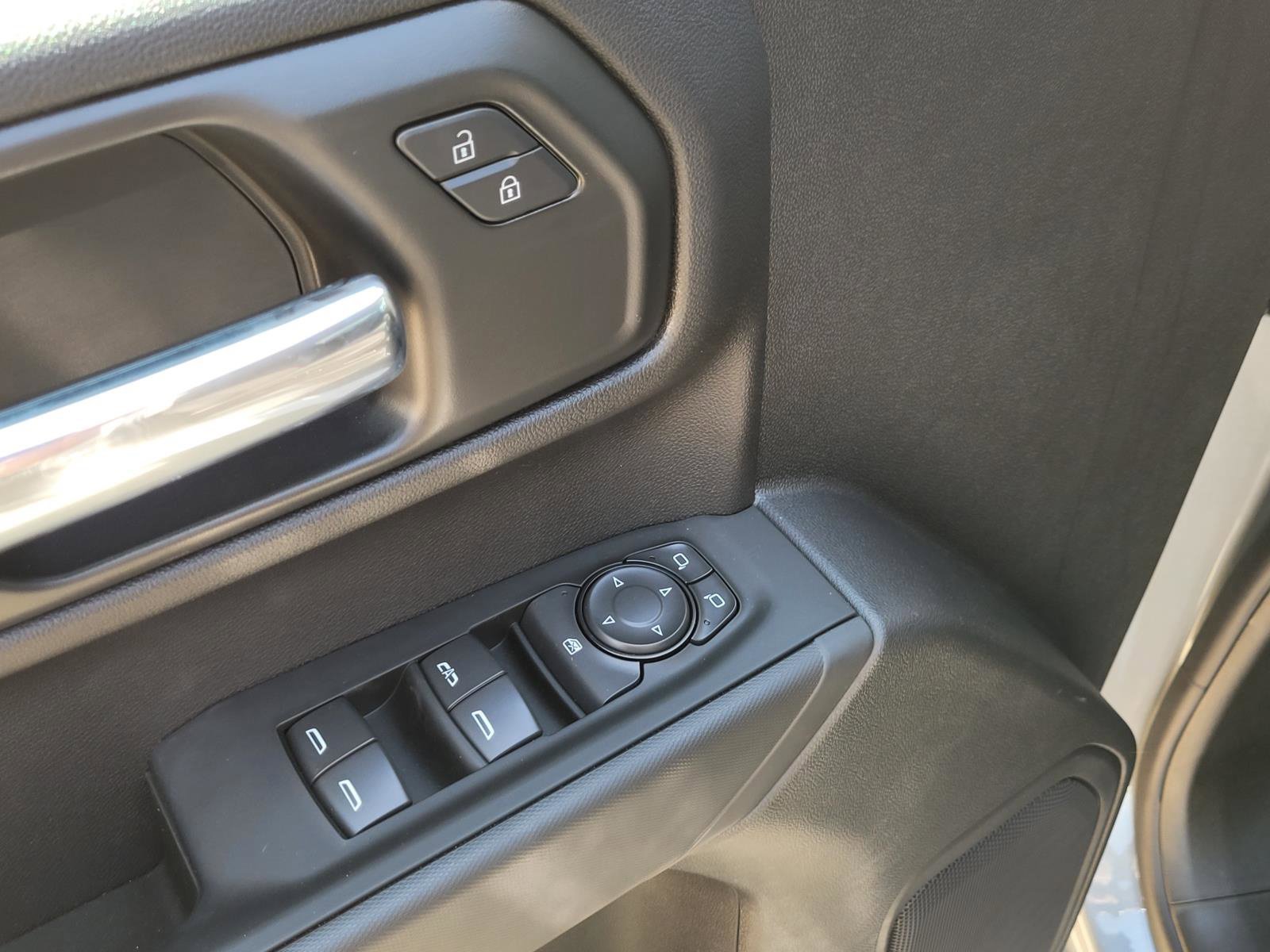 New 2026 Chevrolet Silverado 1500 Custom RWD image 13