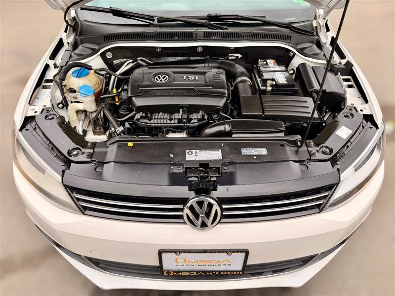 Used 2014 Volkswagen Jetta SEL FWD image 21