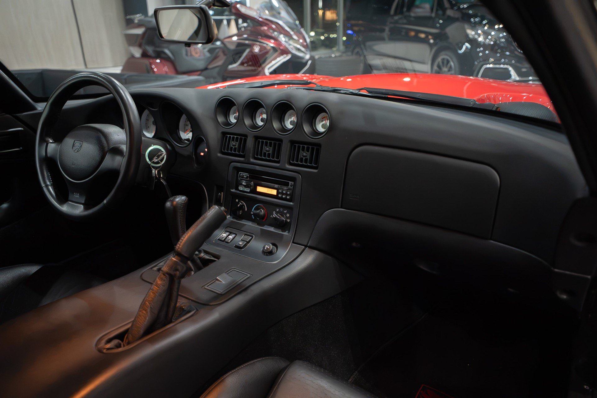 Used 1997 Dodge Viper GTS RWD image 23