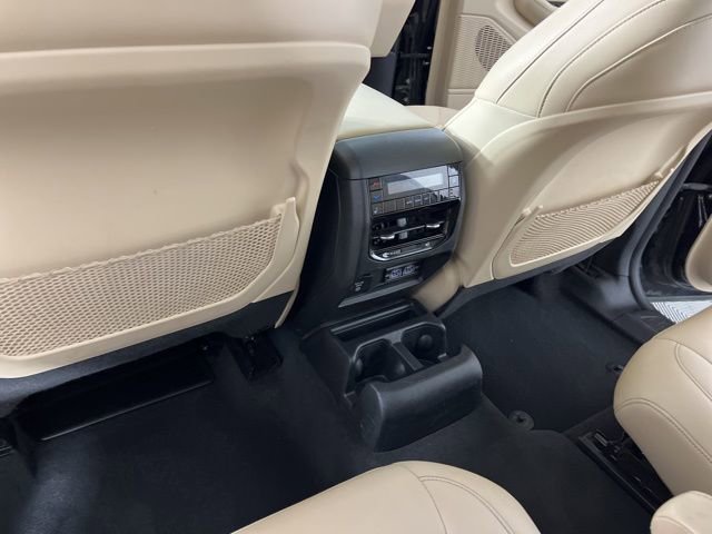 Used 2023 Jeep Grand Cherokee L Limited image 46