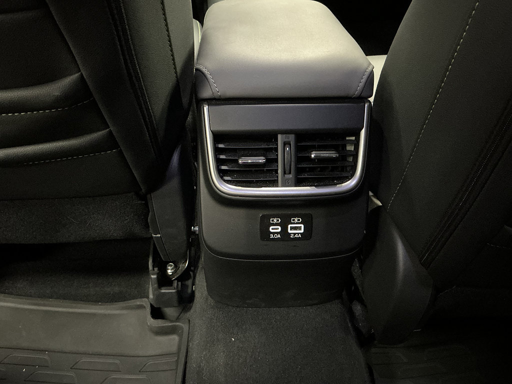 Used 2024 Subaru Outback Onyx Edition AWD/4WD image 22
