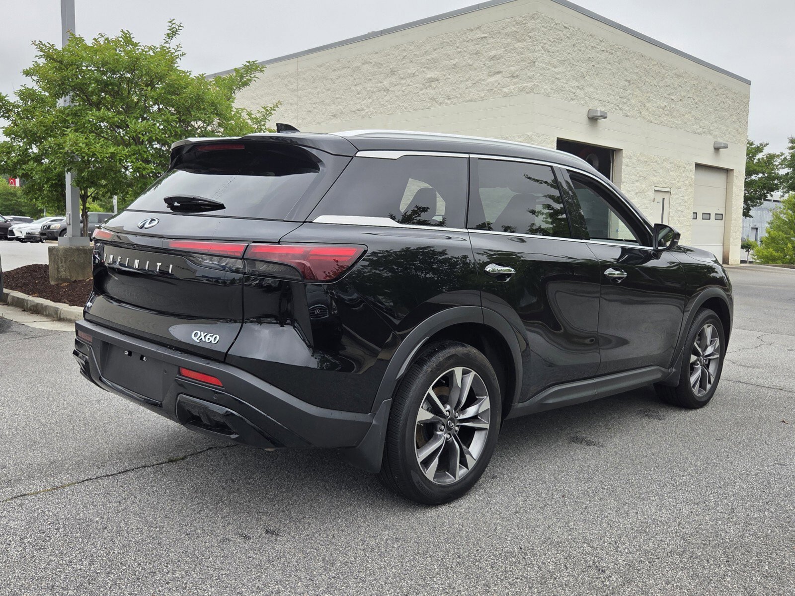 Used 2024 INFINITI QX60 Luxe AWD/4WD image 6