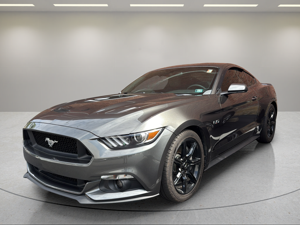 Used 2016 Ford Mustang GT RWD image 1