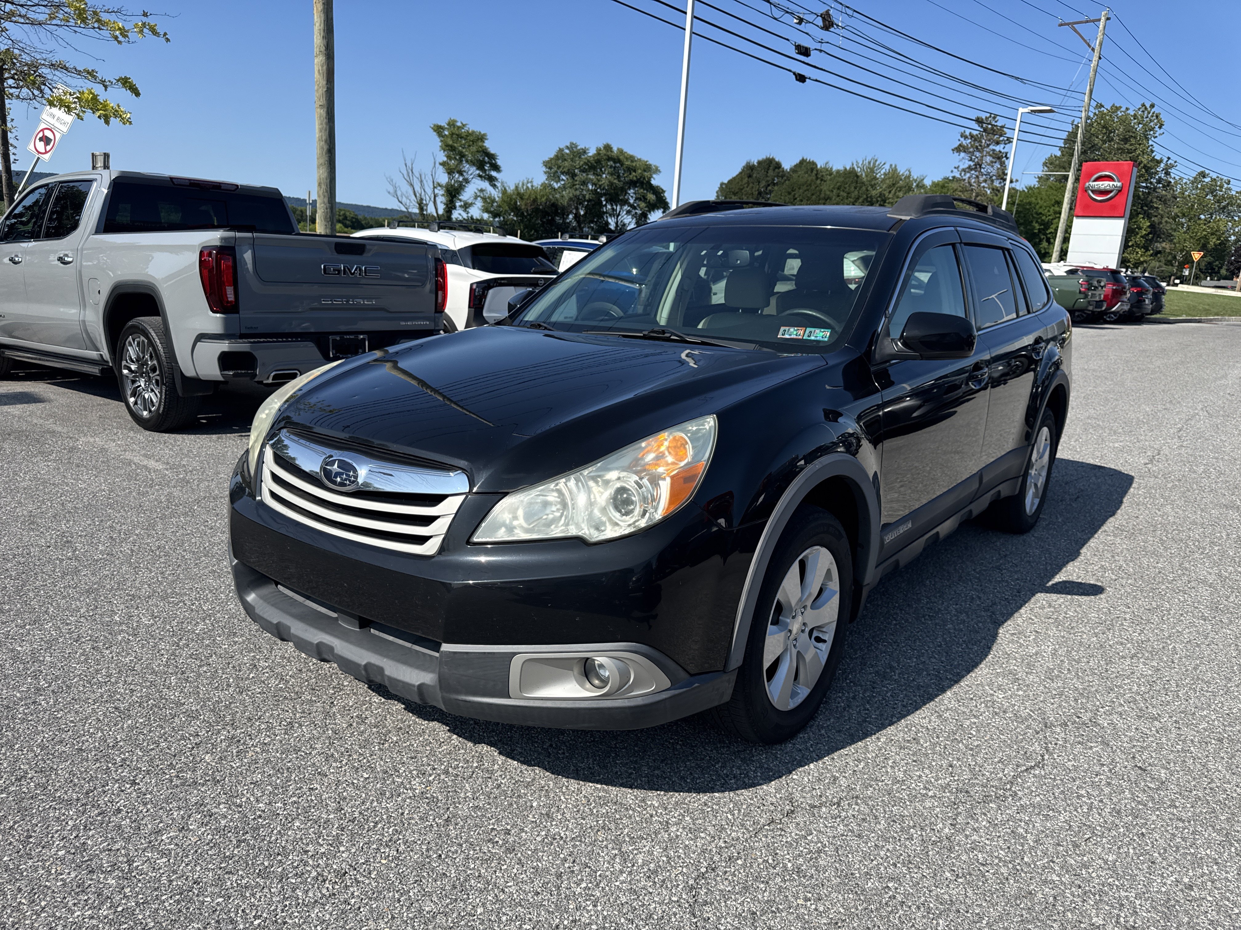 Used 2011 Subaru Outback 2.5i Premium AWD/4WD image 24