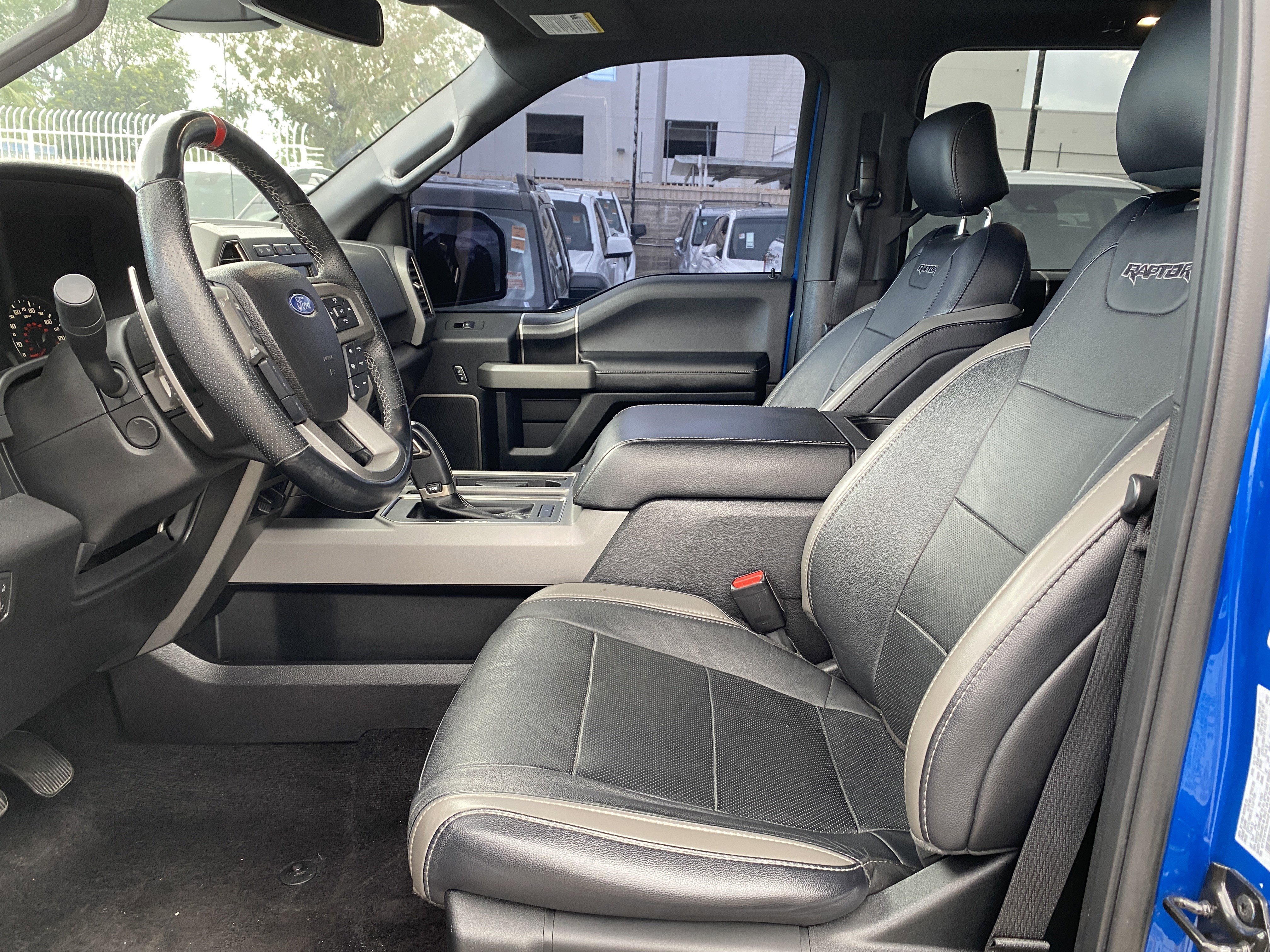 Used 2017 Ford F150 Raptor w/ Equipment Group 802A Luxury image 11